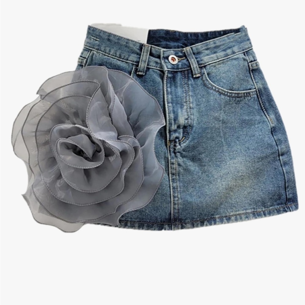 Madonna & Co Denim and Floral Skirt, NWT